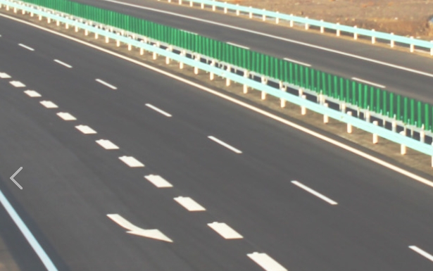 路面劃線的種類有哪些？十堰恐龍道路標(biāo)線施工公司來(lái)講解